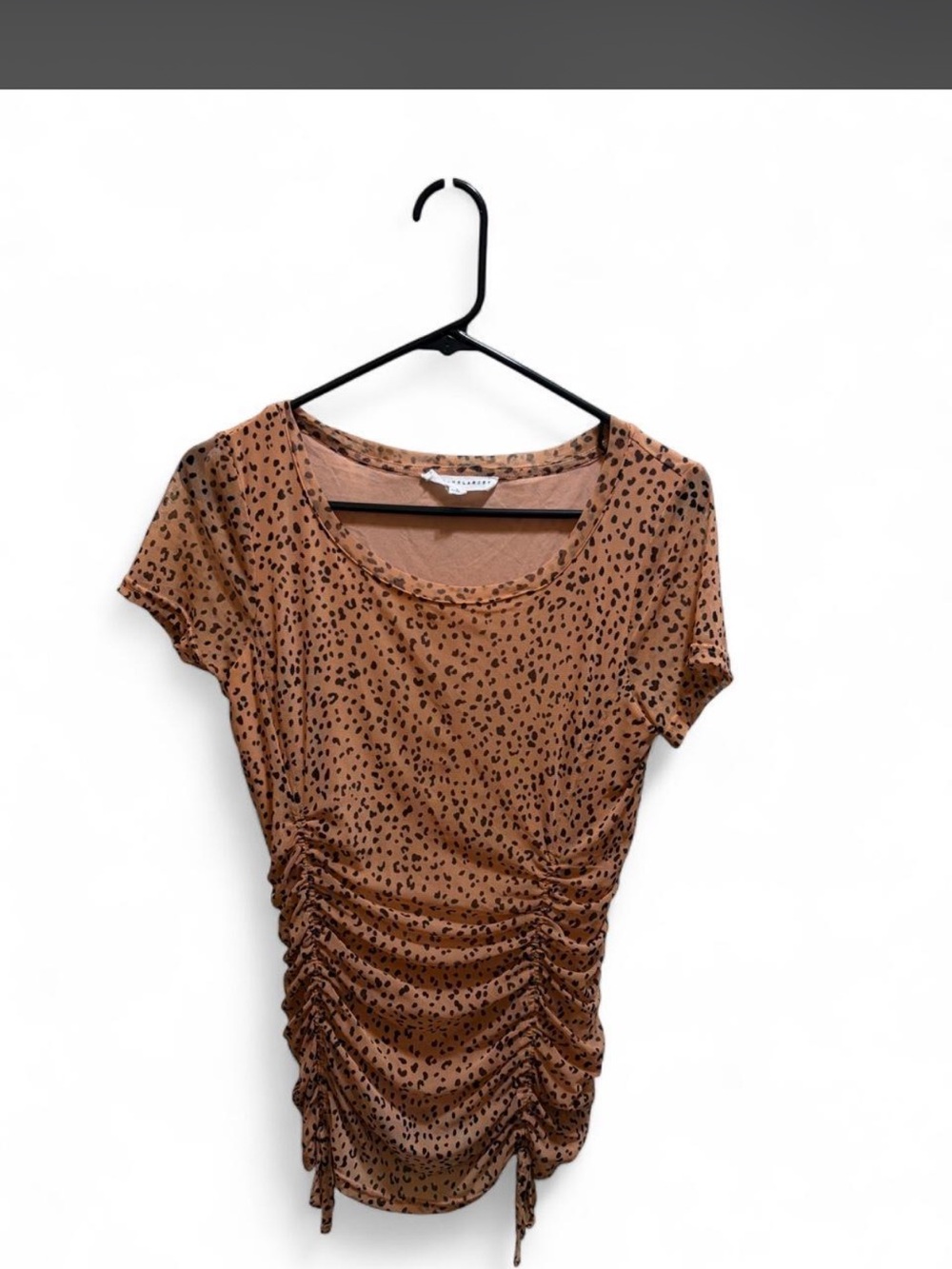 Jane and Delancey Brown Leopard Ruched Short Sleeve Top